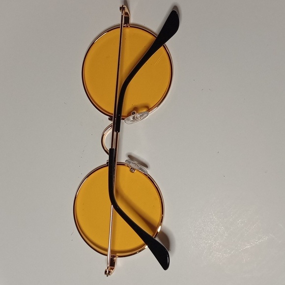 YELLOW ROUND SUNGLASSES 😎 - Picture 5 of 5